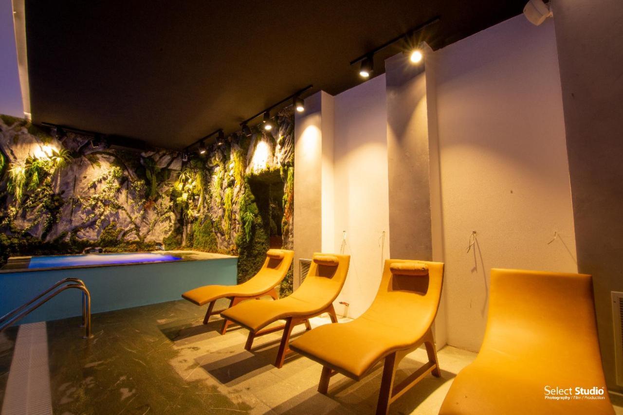 Hotel Kocibelli Pool & Spa Korce Exterior foto
