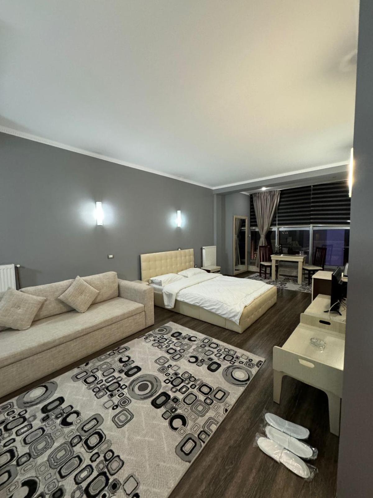 Hotel Kocibelli Pool & Spa Korce Exterior foto